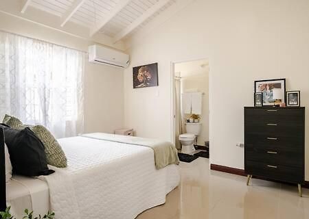 Bellarose At Colbeck ,Gated With Pool, Stylishly Modern Villa Old Harbour Ngoại thất bức ảnh