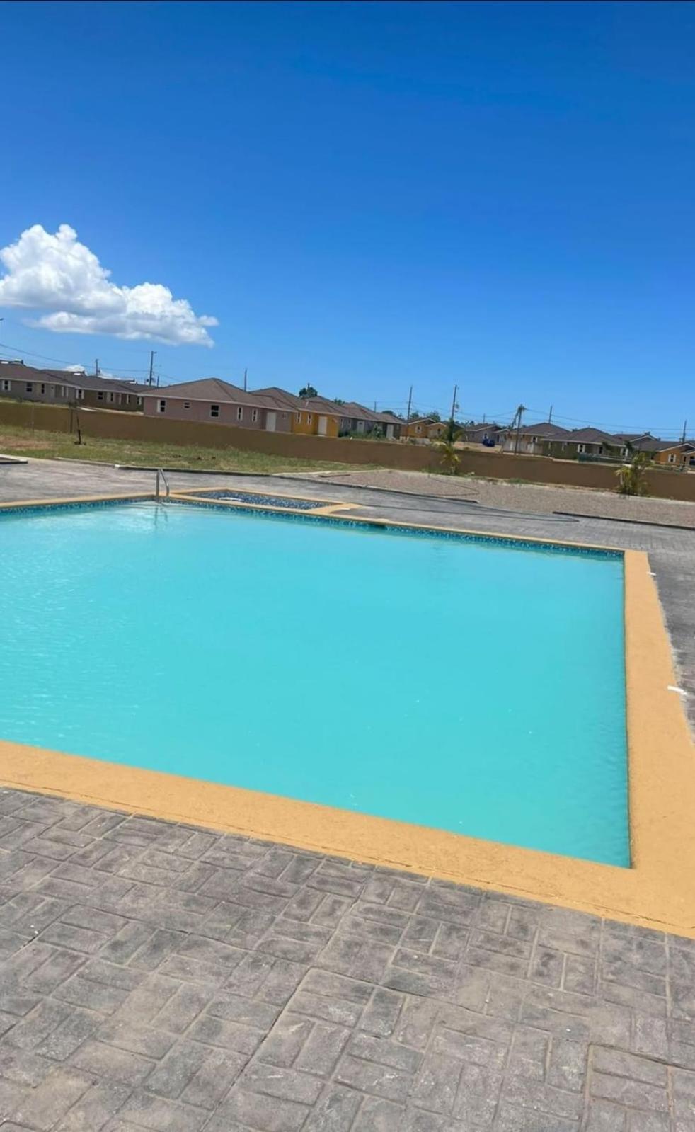 Bellarose At Colbeck ,Gated With Pool, Stylishly Modern Villa Old Harbour Ngoại thất bức ảnh